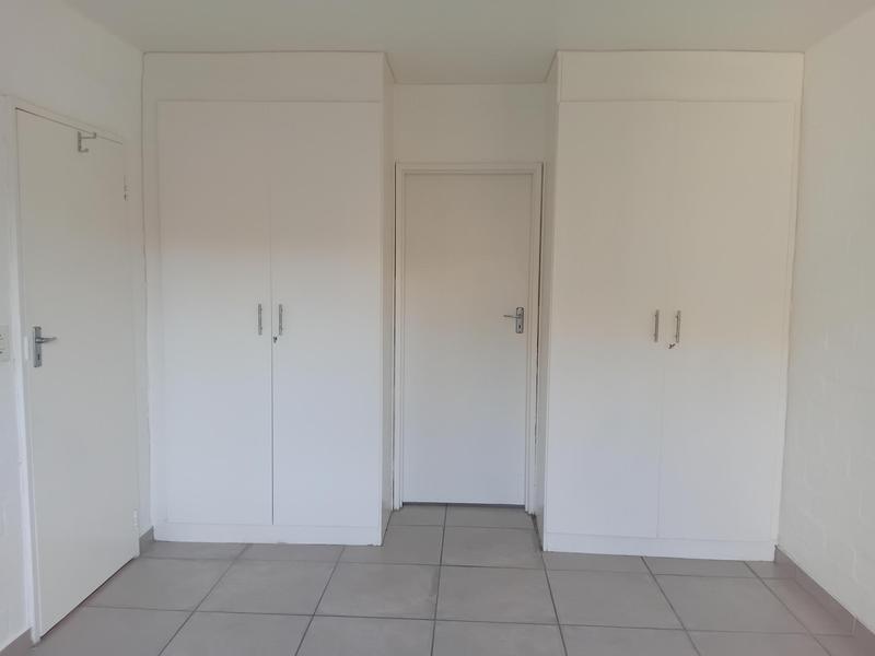 To Let 1 Bedroom Property for Rent in Diep River Western Cape